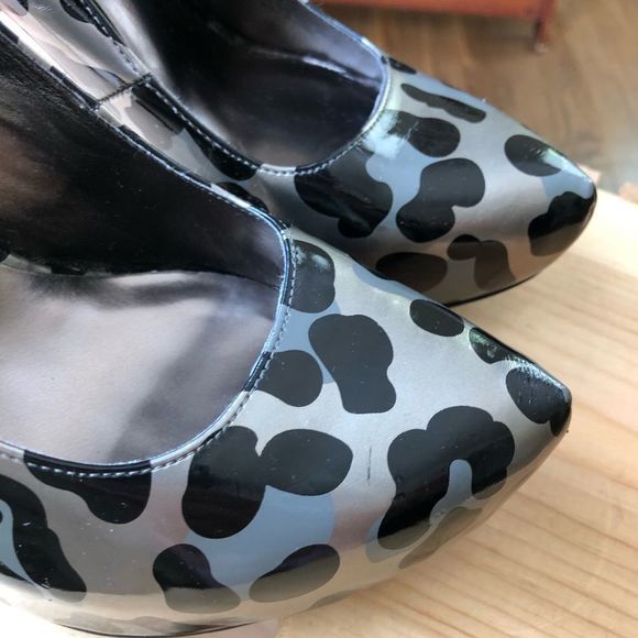 Carlos by Carlos Santana Platonic Patent Leather High Heels Pumps Size 7.5 - Picture 7 of 13